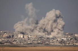 Γάζα: Ο στρατός του Ισραήλ εξαπέλυσε δεκάδες πλήγματα εναντίον της Χαν Γιούνις