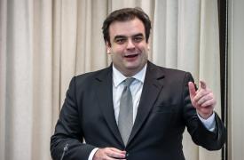 Ο υπ. Παιδείας απαντά στην ερώτηση του μικρού Πιερρακάκη - Το 4ο σενάριο του Γερουλάνου για την πώληση του «Ελ. Βενιζέλου»