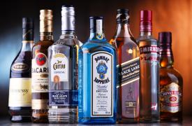 Diageo: Το πρόγραμμα περικοπών 1 δισ. δολ. ανεβάζει τη μετοχή 7%