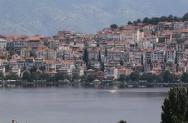 Καστοριά: Η αρχοντική πόλη της λίμνης που σε καλεί να επιστρέψεις