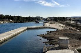 Έργα προστασίας από διάβρωση στην ακτογραμμή του Κορινθιακού κόλπου σε επτά περιοχές της Αχαΐας