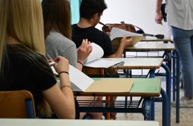 Πανελλαδικές εξετάσεις: Πώς να διαχειριστούν μαθητές και γονείς το άγχος