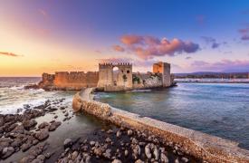 Οκτώ εντυπωσιακά κάστρα στην Πελοπόννησο