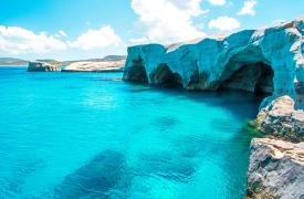 15 ελληνικά νησιά που αξίζει να επισκεφτείτε έστω μια φορά στη ζωή σας