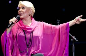 Την Τρίτη η κηδεία της Μαρινέλλας - Σε προσκύνημα η σορός της στη Μητρόπολη Αθηνών