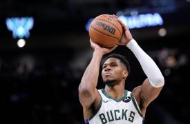 «Τρίποντο» στους κλάδους του retail και των τροφίμων βάζει ο Γιάννης Αντετοκούνμπο