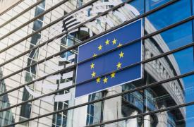 ΕΕ: Χαιρετίζουμε την εμπορική συμφωνία ΗΠΑ με Κίνα - Αξιολογείται το deal με Βρετανία