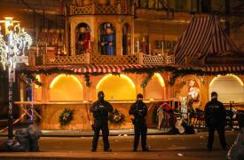 Γερμανία: Σύλληψη πέντε υπόπτων για τον σχεδιασμό επίθεσης σε χριστουγεννιάτικη αγορά της Βαυαρίας