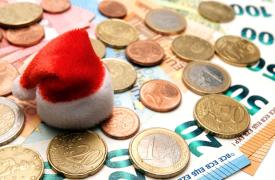 Ανατροπή με την πληρωμή του Δώρου Χριστουγέννων στους μισθωτούς και των συντάξεων Ιανουαρίου