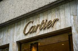 Richemont: Σε ιστορικό υψηλό οι πωλήσεις γ' τριμήνου με ώθηση από ΗΠΑ και Μέση Ανατολή