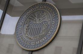 Μπάρκιν (Fed): Οι δασμοί θα ωθήσουν ψηλότερα τον πληθωρισμό