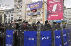 Τουρκία: Πάνω από 1.130 διαδηλωτές έχουν συλληφθεί - «Μποϊκοτάζ στα ΜΜΕ» ζητά η αντιπολίτευση