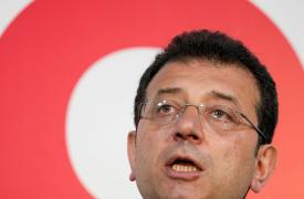 Τουρκία: Ένταλμα σύλληψης εις βάρος του φυλακισμένου Ιμάμογλου