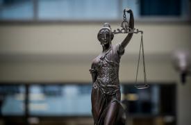 Αποζημιώσεις χωρίς δικαστήρια: Νέος μηχανισμός επίλυσης διαφορών μεταξύ Δημόσιου και πολιτών