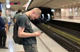 Μετρό και λεωφορεία θα λειτουργήσουν κανονικά σήμερα το Σαββατόβραδο