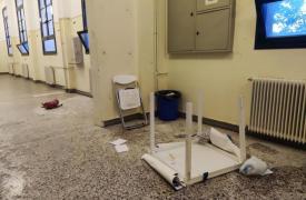 Η επίθεση στη Νομική ξυπνάει εφιάλτες στην κυβέρνηση - Καρφιά Μαρκόπουλου - Η Ζωή υπέρ της φούστας