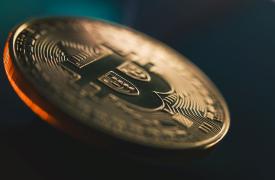 Κρυπτονομίσματα: «Βουτιά» 7% για το Ethereum μετά τη επίθεση ΗΠΑ στο Ιράν - Οριακή πτώση το Bitcoin