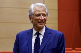 Ντομινίκ ντε Βιλπέν: Οι ΗΠΑ βρίσκονται σήμερα στα χέρια εντελώς ανεύθυνων ανθρώπων