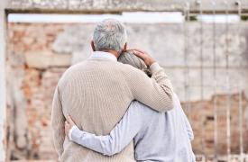 Οι άνθρωποι που παραμένουν απίστευτα ήρεμοι μετά τα 70, έχουν αποκτήσει αυτές τις 7 δεξιότητες