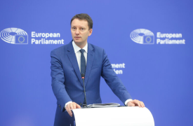 Μουρεσάν (Εισηγητής ΕΚ): Πρόταση Ευρωκοινοβουλίου για παράταση 12 - 18 μηνών στα ώριμα έργα του Ταμείου Ανάκαμψης