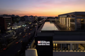 Hilton: Εγκαίνια για το νέο Garden Inn της Συγγρού και νέα σχέδια για την Κρήτη