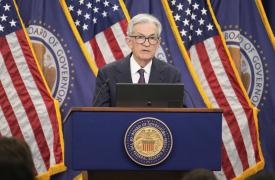 Με το βλέμμα στην ετήσια σύνοδο της Fed στο Jackson Hole οι επενδυτές