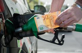 Eurobank: Πού οφείλεται η βελτίωση του ισοζυγίου τρεχουσών συναλλαγών στο 8μηνο