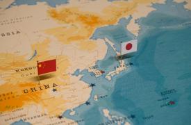 Κινέζος ΥΠΕΞ: Το Πεκίνο αντιτίθεται στον «μονομερή εκφοβισμό» χωρών