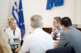Συνάντηση Μητσοτάκη με αντιπρόεδρο της Meta: Στο επίκεντρο η ασφάλεια των παιδιών στο διαδίκτυο