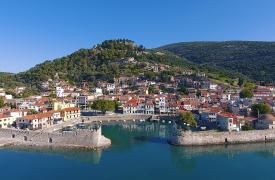 Ναύπακτος: Η πολιτιστική και γαστρονομική μαγεία ενός τόπου ανάμεσα σε θάλασσα και βουνό