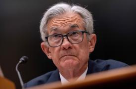 Γέλεν, Μπερνάνκι, Γκρίνσπαν και κορυφαίοι οικονομολόγοι στηρίζουν Πάουελ: «Άνευ προηγουμένου έρευνα»