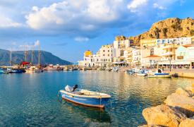 Το ελληνικό νησί που βρίσκεται ανάμεσα στα 7 πιο ωραία «μυστικά» στην Ευρώπη