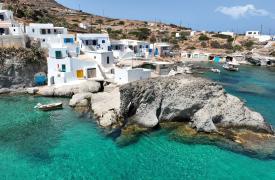 5 νησιά των Κυκλάδων στα οποία δεν χρειάζεστε αυτοκίνητο