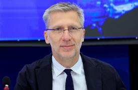 Σκέρτσος: Από τις πιο μελανές σελίδες η εμπλοκή πολιτικών προσώπων στην υπόθεση της Novartis