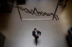Ευκαιρίες από την κρίση - Οι περίεργες business της ΕΕ - Οι ξένοι και το ΧΑ