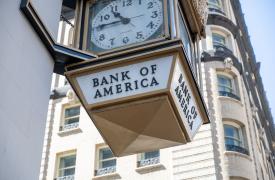 BofA: Όλα τα βλέμματα στο Τζάκσον Χολ – Τι θα πει ο Πάουελ και γιατί «καίει» τις αγορές