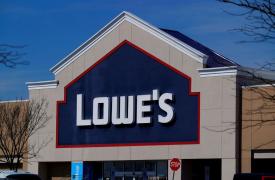 Στα χέρια της Lowe's η Foundation Building Materials για 8,8 δισ. δολάρια σε μετρητά