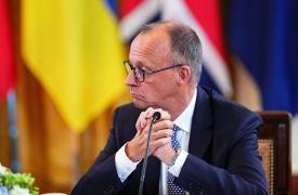Μερτς: «Αγκαλιάστε τις αλλαγές» ζητά από τους Γερμανούς πολίτες και πολιτικούς