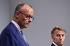 Bloomberg: Μακρόν και Μερτς χάνουν την υπομονή τους με την στάση Τραμπ έναντι του Πούτιν