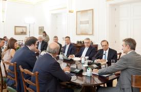 Τράπεζες: Επιπλέον 300 εκατ. ευρώ στην τριετία για ανακαίνιση σχολείων στο πρόγραμμα «Μ. Γιαννάκου»
