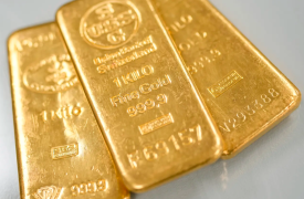 Ράλι σχεδόν 3% για τον χρυσό - Σε υψηλό δύο εβδομάδων