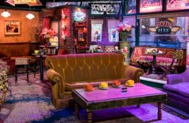Το ιστορικό Central Perk καφέ των “Friends” ανοίγει στη Νέα Υόρκη