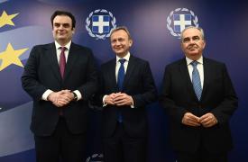 Μηνύματα Πιερρακάκη - Παπαθανάση για ευρωπαϊκό προϋπολογισμό και πόρους