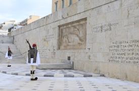 Πόλεμος ανακοινώσεων ΥΠΕΘΑ - Δούκα για το Μνημείο του Αγνώστου Στρατιώτη