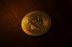 Bitcoin: Προς μηνιαίες απώλειες για πρώτη φορά από το 2018