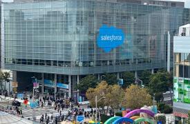 Salesforce: Στο μέλλον των επιχειρήσεων άνθρωπος και AI γίνονται συνεργάτες