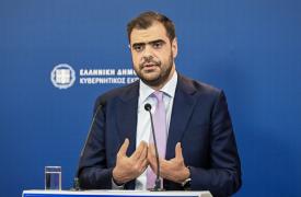 Μαρινάκης: Μπορεί στο ΠΑΣΟΚ η βελόνα να έχει κολλήσει, όμως η χώρα θα προχωρήσει μπροστά