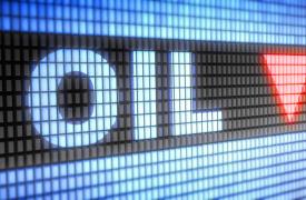 Σχεδόν αμετάβλητες οι τιμές του πετρελαίου πάνω στη «ζυγαριά» του ΟΠΕΚ