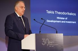 Θεοδωρικάκος: Η ακραία πόλωση δεν βοηθά ούτε τη δημοκρατία ούτε την οικονομία