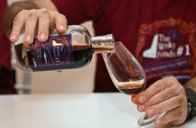 Παρουσιάστηκε το πρώτο ελληνικό single malt ουίσκι